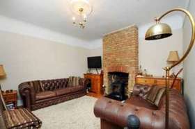 2 bedroom Detached t...